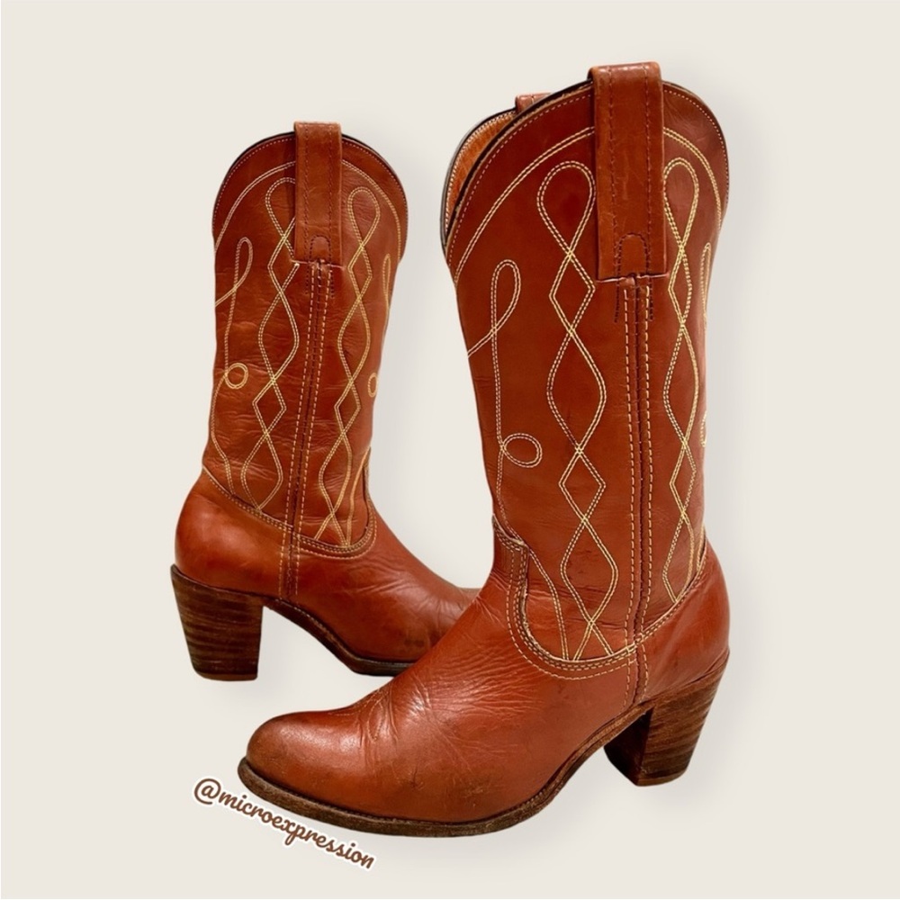 1980's VINTAGE Frye Swirl Stitch Embroidered Cognac Brown Leather Cowboy Boot - Picture 1 of 10